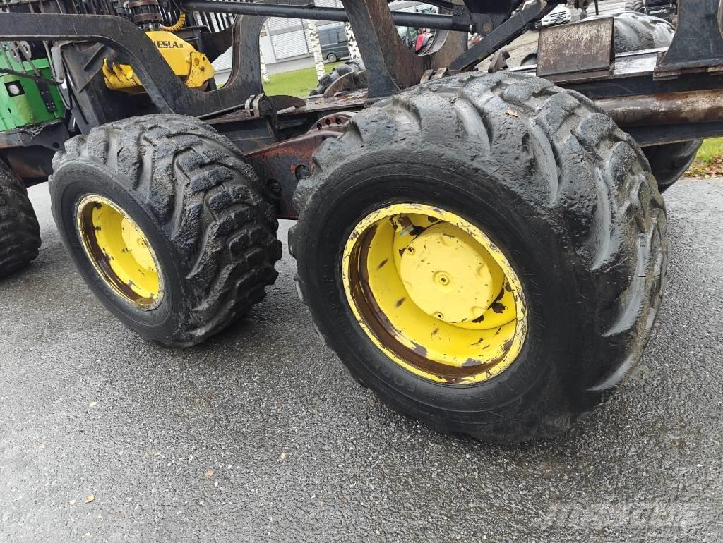 John Deere 1210 E Форуардери