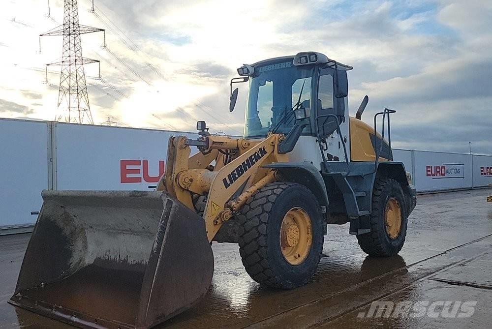 Liebherr L 528 Колесни товарачи