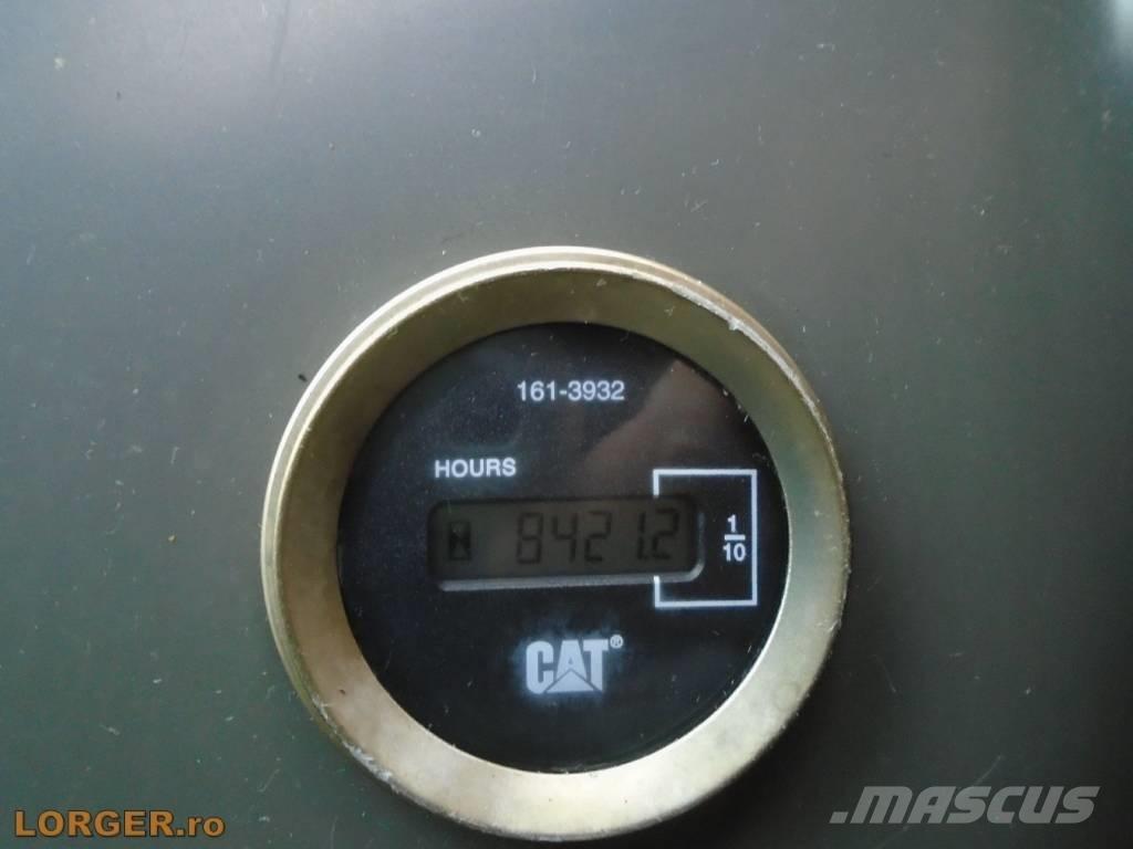 CAT 323 D Верижен екскаватор