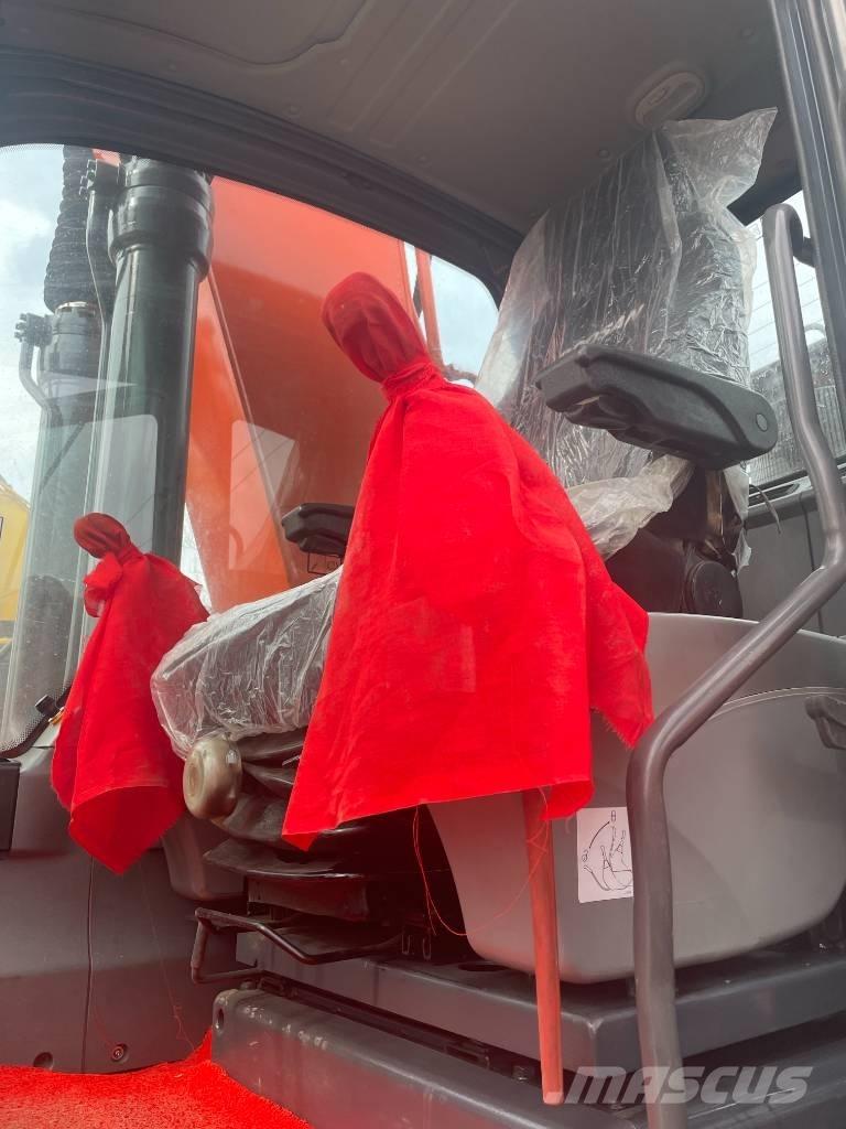 Doosan DX 225 Верижен екскаватор