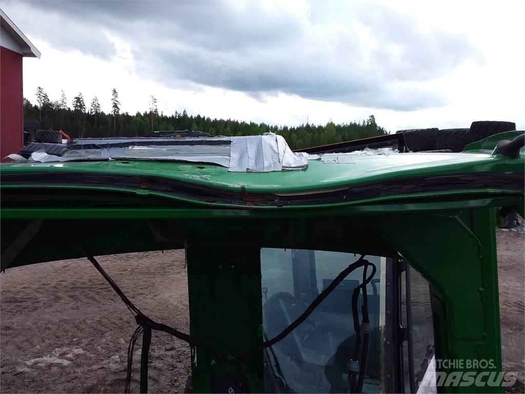 John Deere E/G Кабина