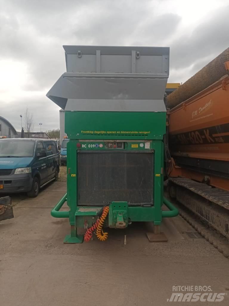 Komptech Cribus 3800 Мобилни скрийнери
