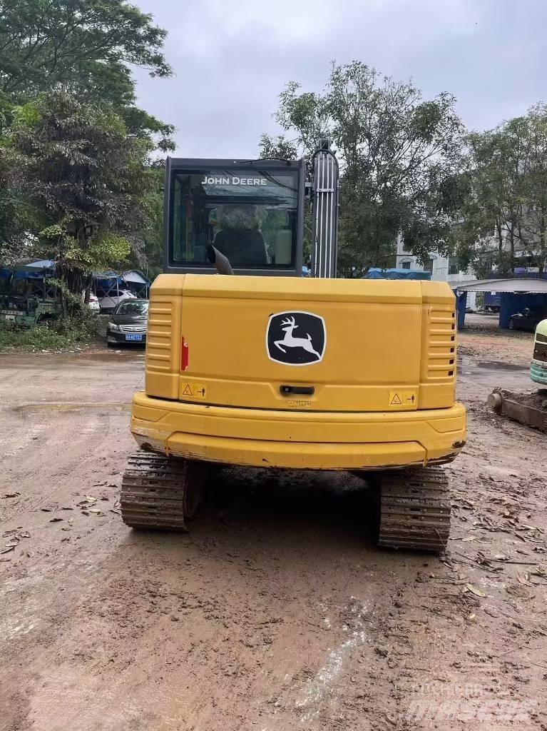John Deere E60 Мини екскаватори < 7 т