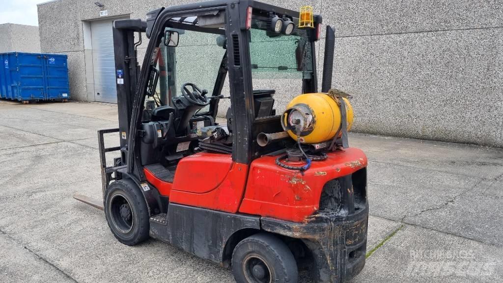 Hyster H 3.00 FT Камиони с АГУ