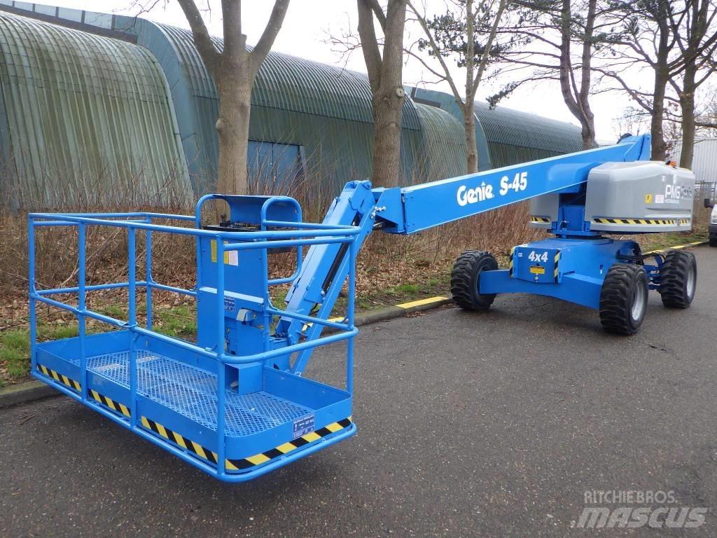 Genie S45 Телескопични повдигачи
