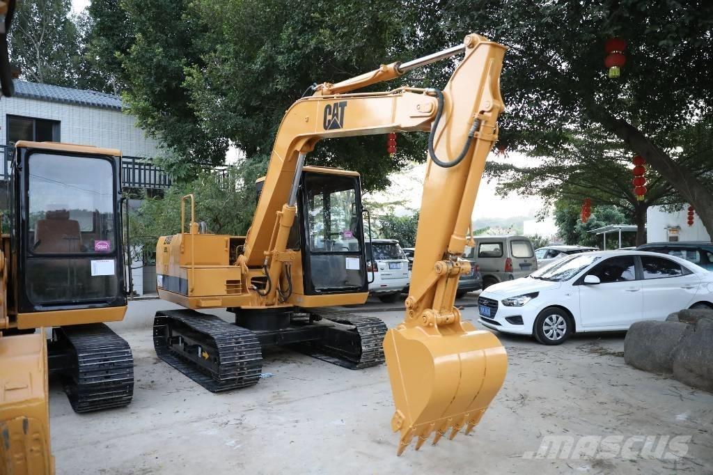 CAT E 70 B Мини екскаватори < 7 т