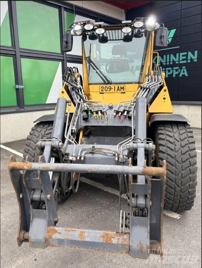 Wille 865 Комунални съоражения