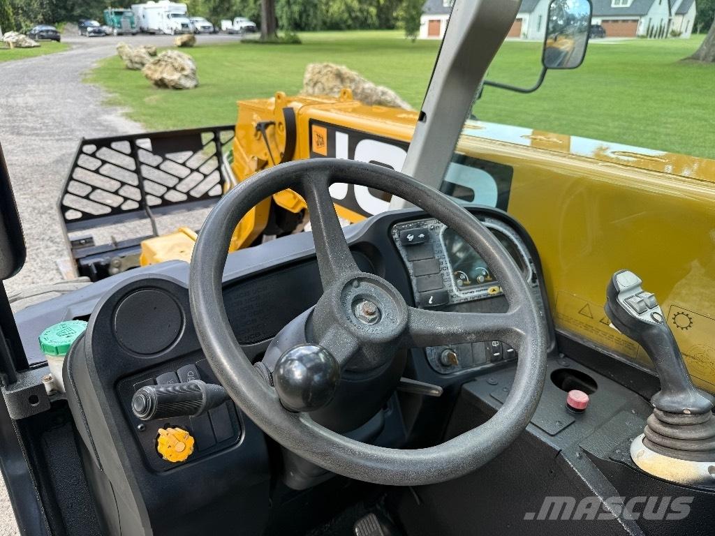 JCB 525-60 Телескопични товарачи