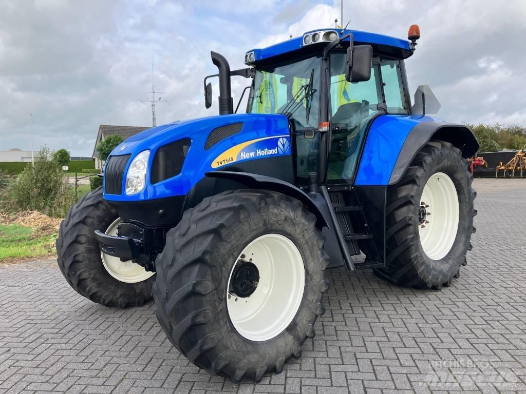 New Holland TVT 145 Трактори