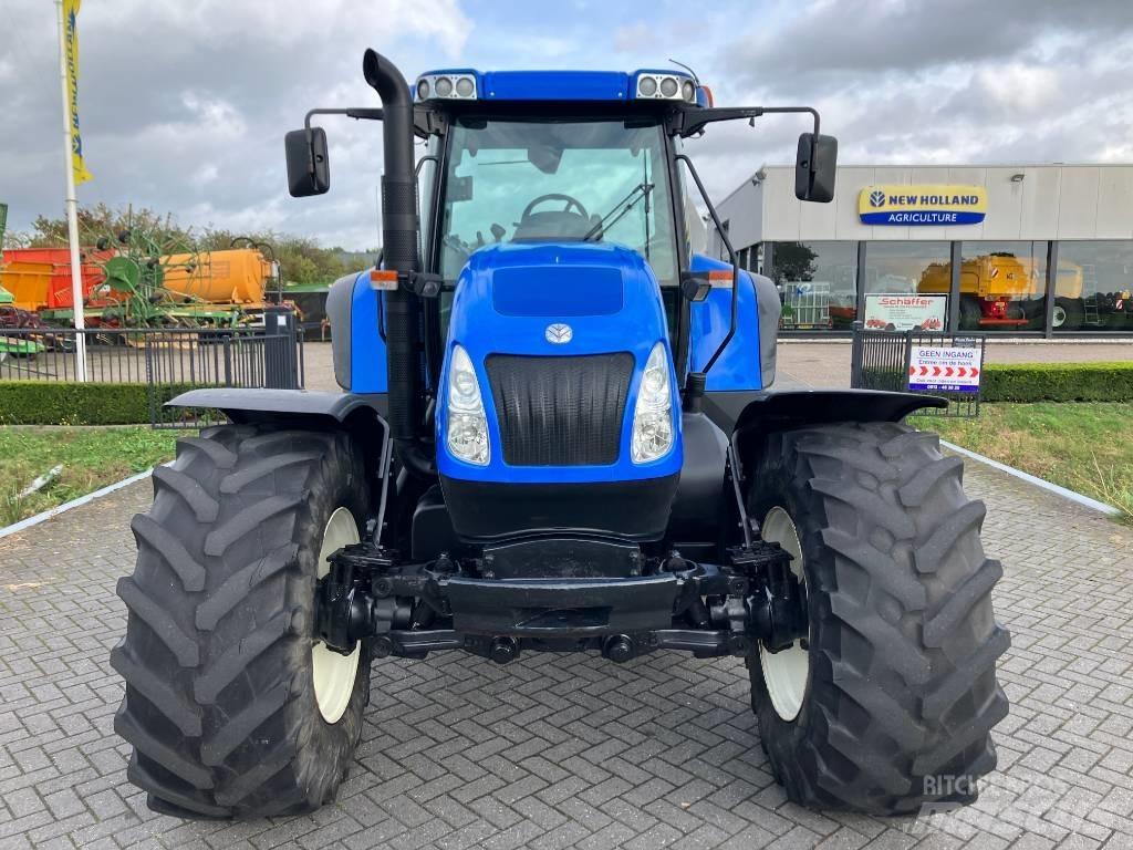 New Holland TVT 145 Трактори