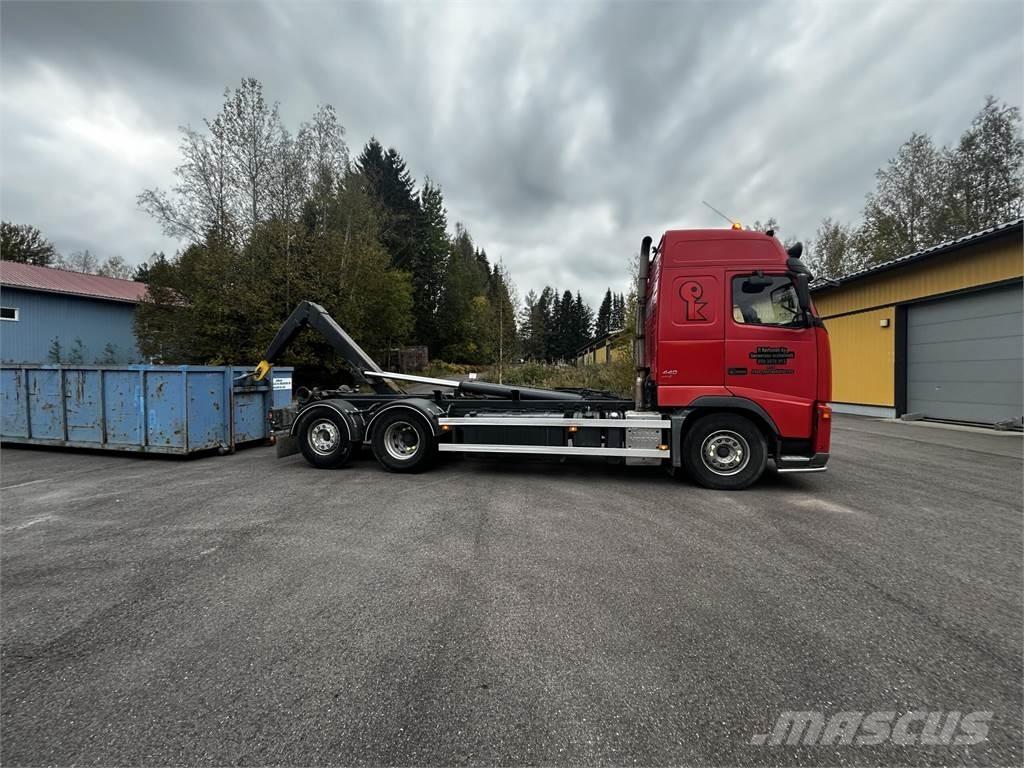Volvo FH440 Камиони с кран с кука