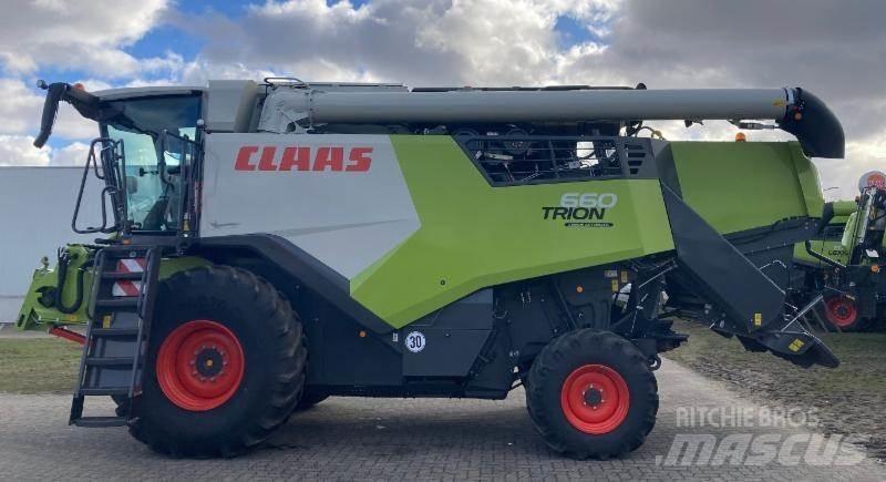 CLAAS TRION 660 Комбайни