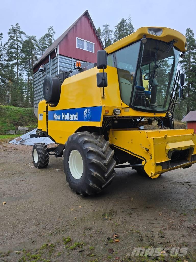 New Holland TC 5050 Комбайни