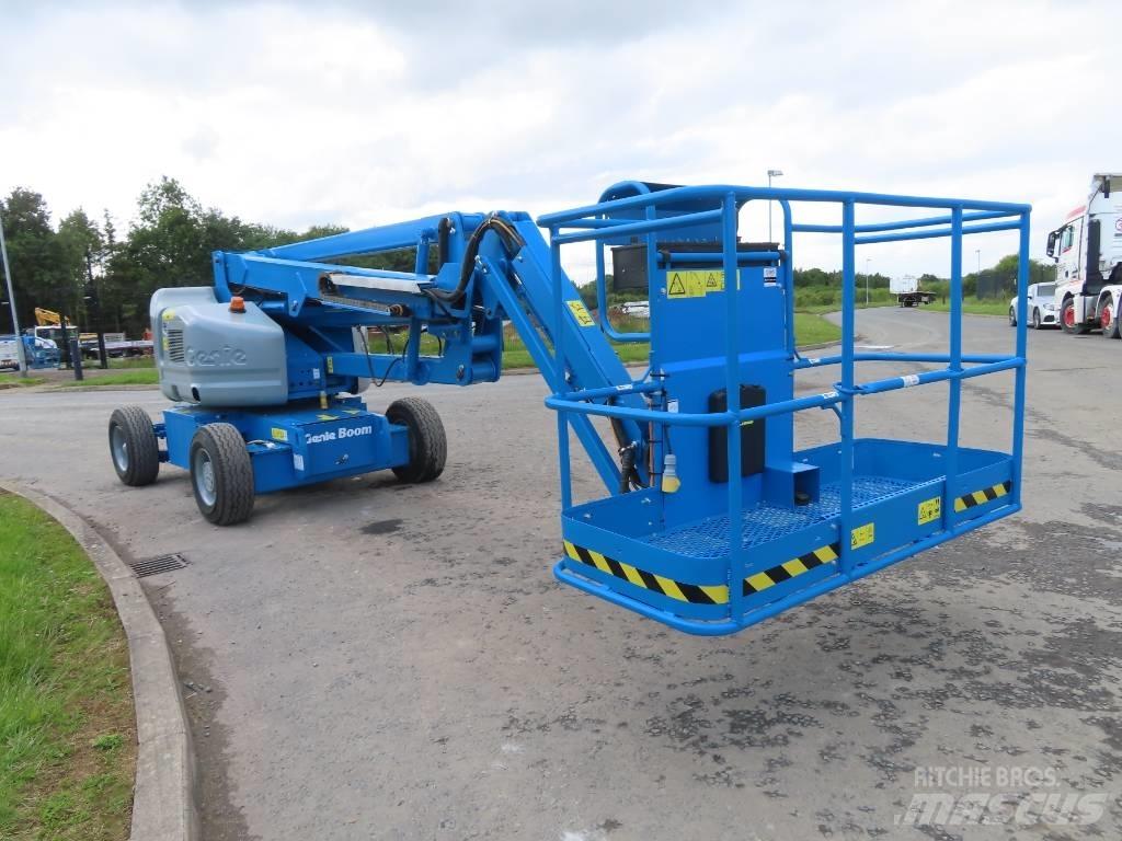 Genie Z 45/25 BI Съчленени стрелови подемници