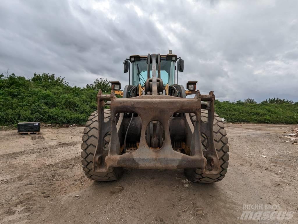 Volvo L 110 F Колесни товарачи
