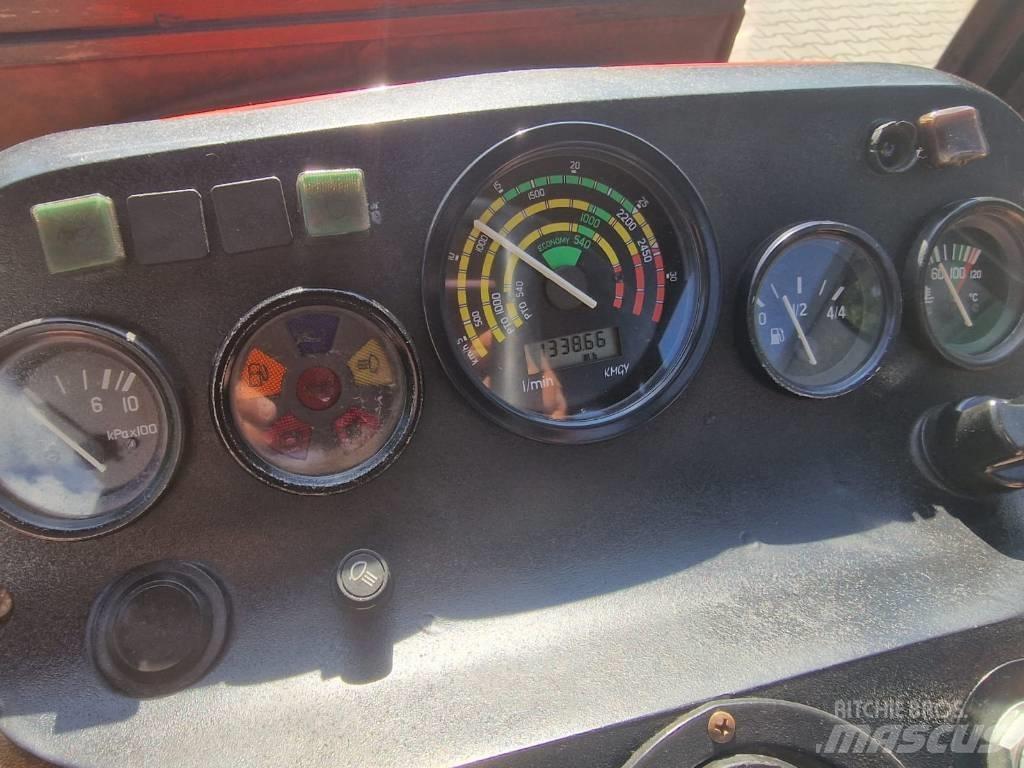 Zetor 7211 Трактори