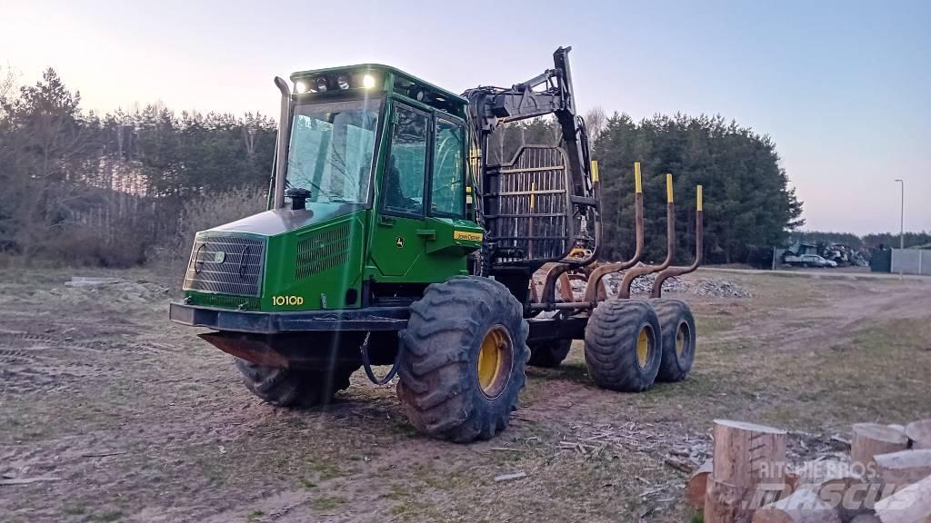 John Deere 1010D Форуардери