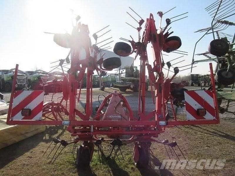Kuhn GF8702 Гребла и сенообръщачки
