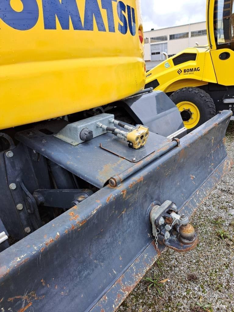 Komatsu PW148-11 Колесни екскаватори