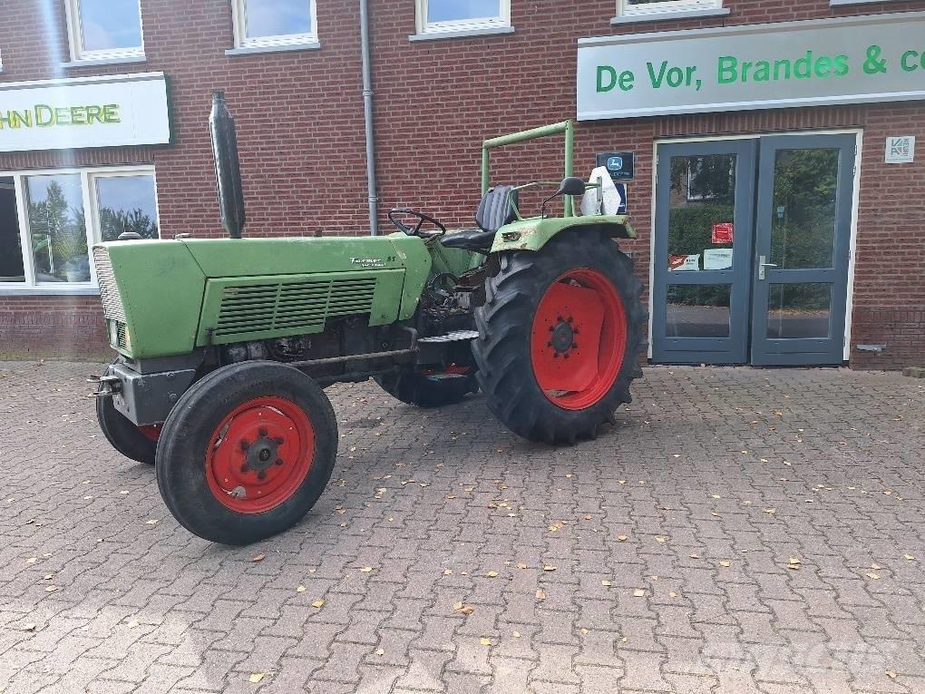 Fendt 5S Трактори