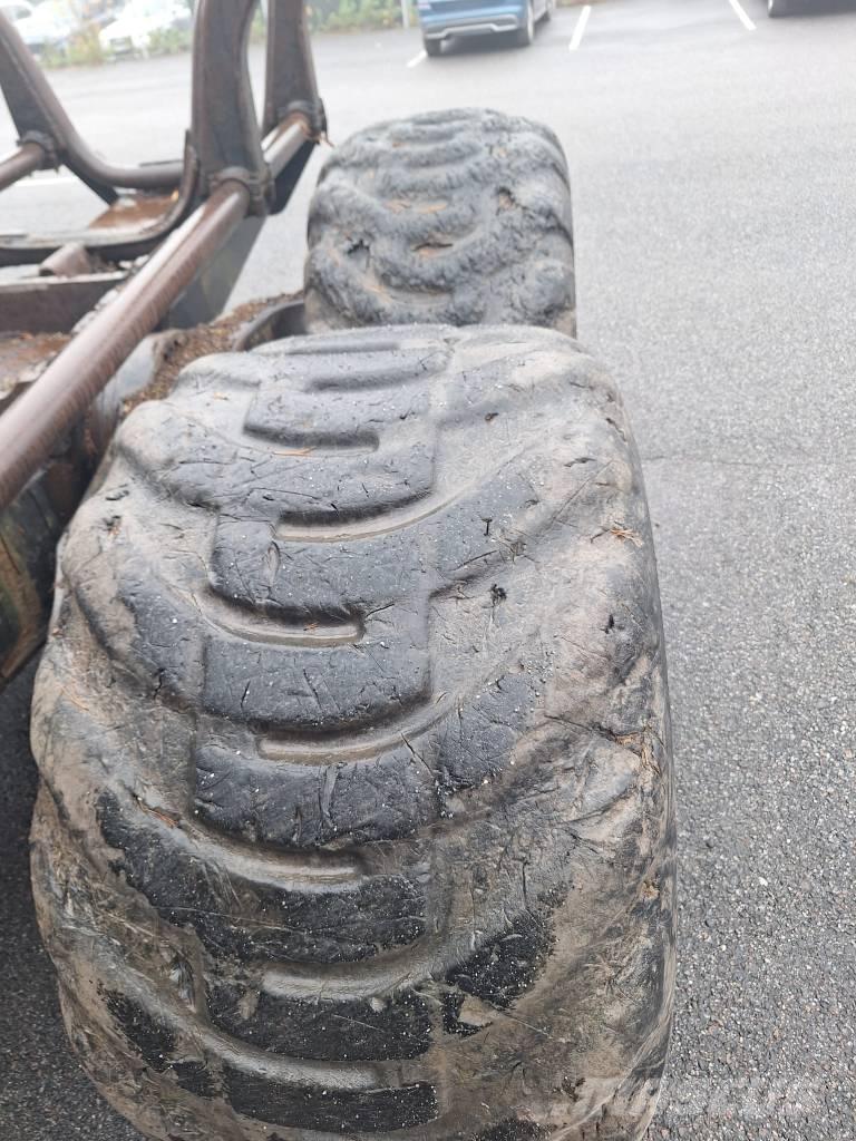 John Deere 1010 D Форуардери