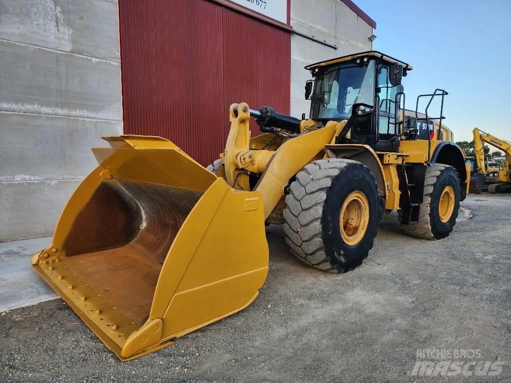CAT 972 M Колесни товарачи
