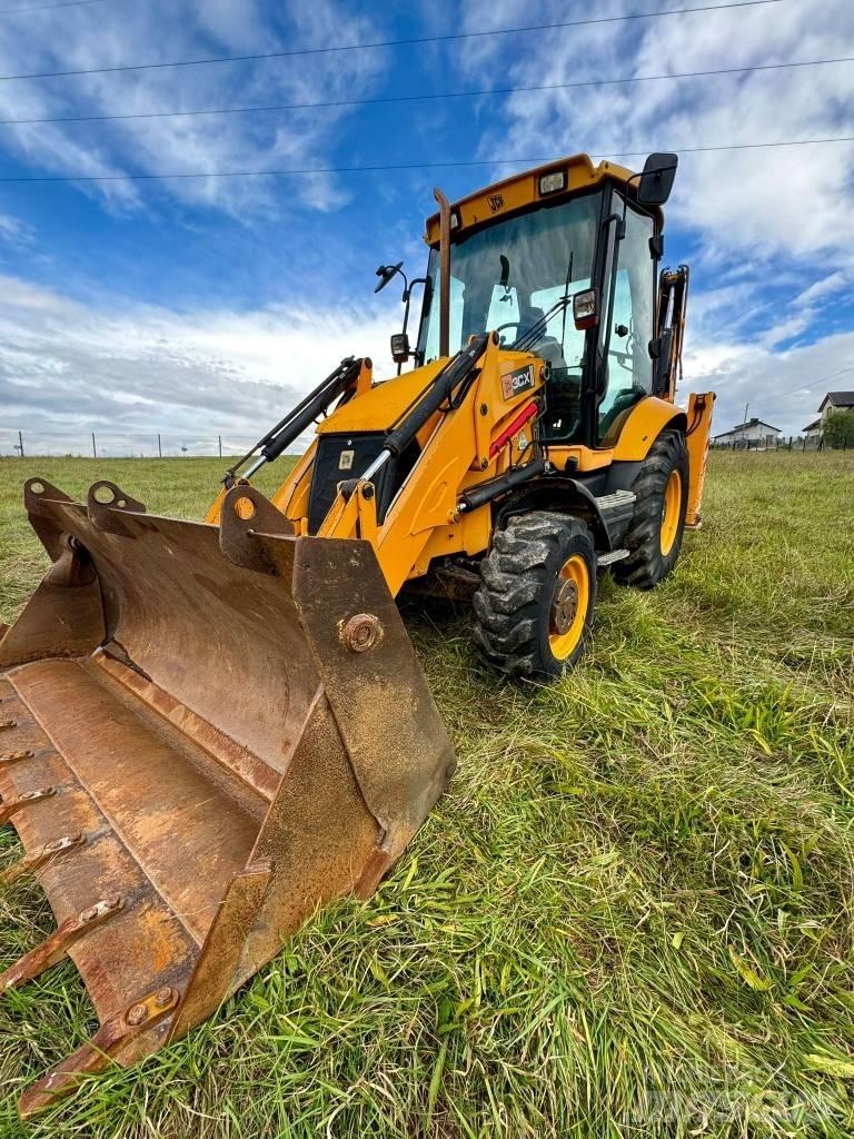 JCB 3CX Товарач със заден ексватор