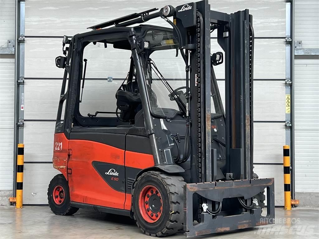 Linde E50HL-01 Електрически вилични кари-повдигачи