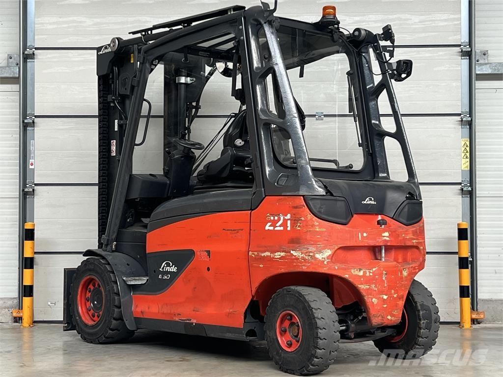 Linde E50HL-01 Електрически вилични кари-повдигачи