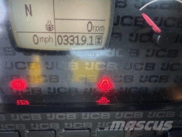 JCB 3CX Compact Товарач със заден ексватор