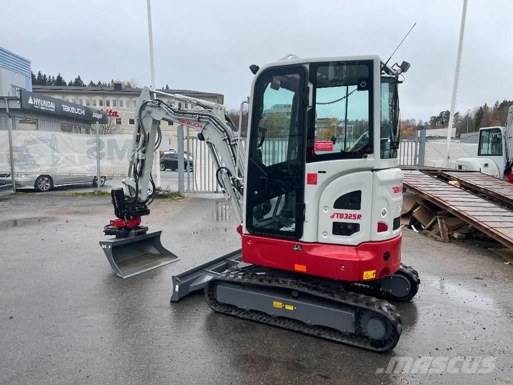 Takeuchi TB 325 R Мини екскаватори < 7 т