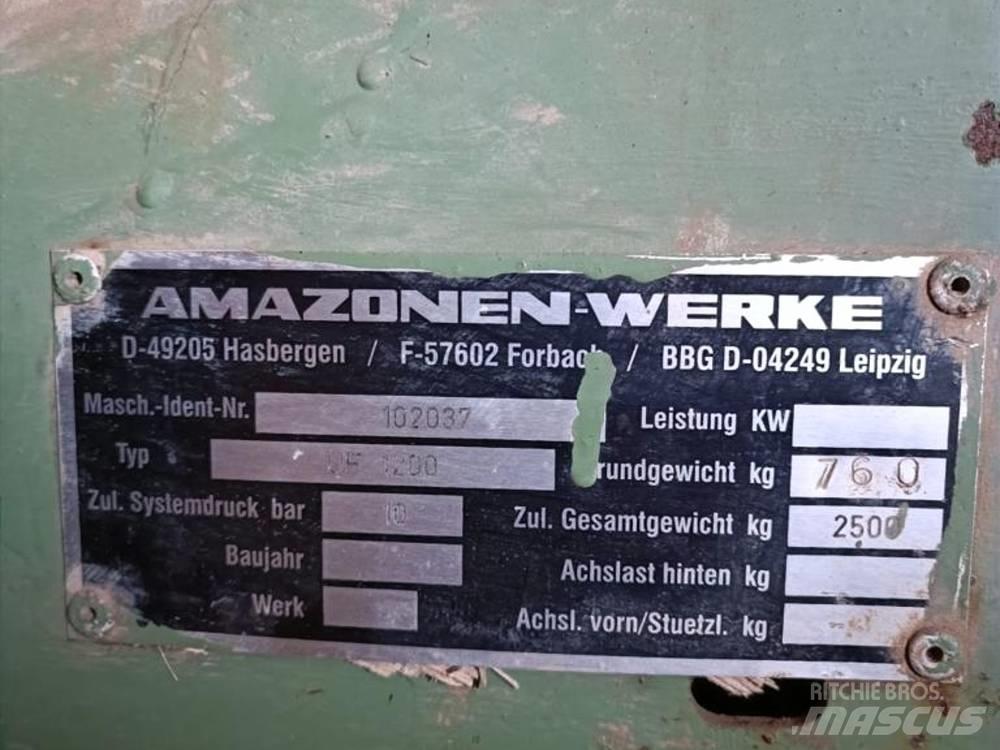 Amazone UF 1200 Навесни пръскачки
