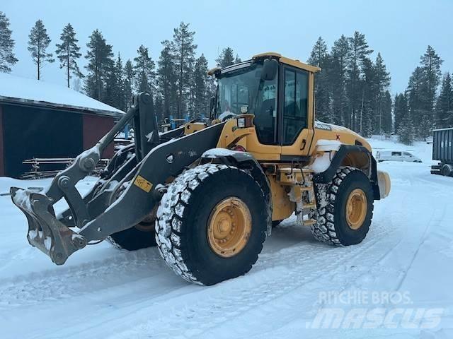 Volvo L120G Колесни товарачи