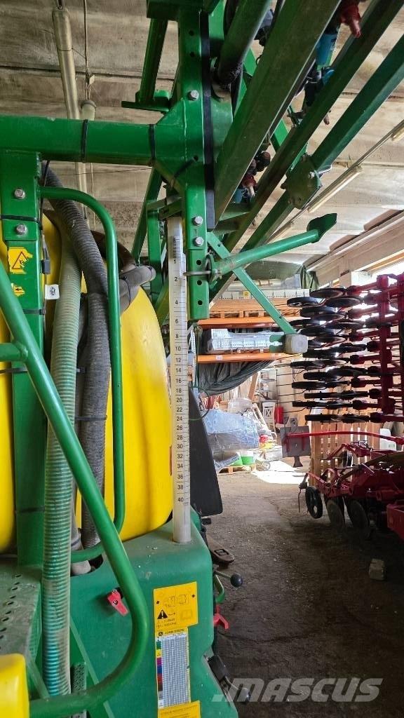 John Deere M 740 i Прикачни пръскачки
