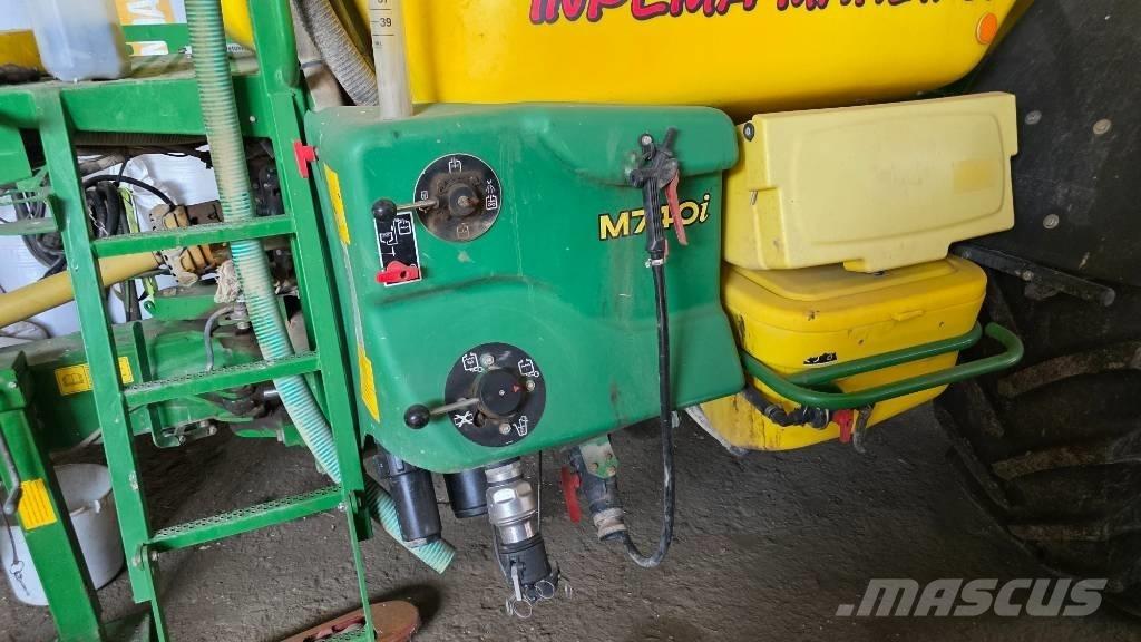 John Deere M 740 i Прикачни пръскачки
