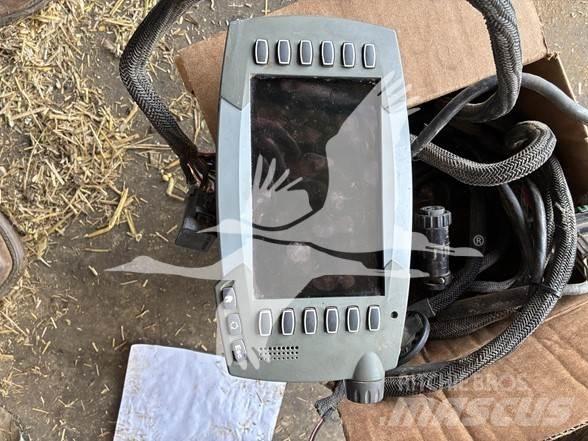 Agco 7430 Балопреси квадратни
