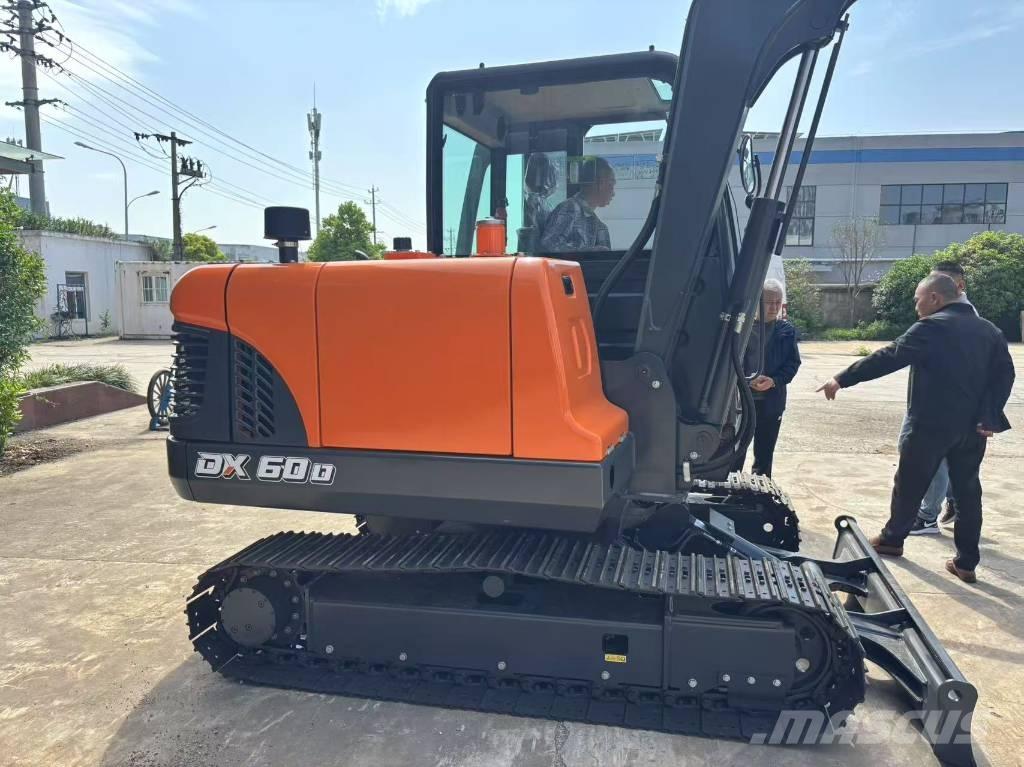 Doosan DX60 Верижен екскаватор