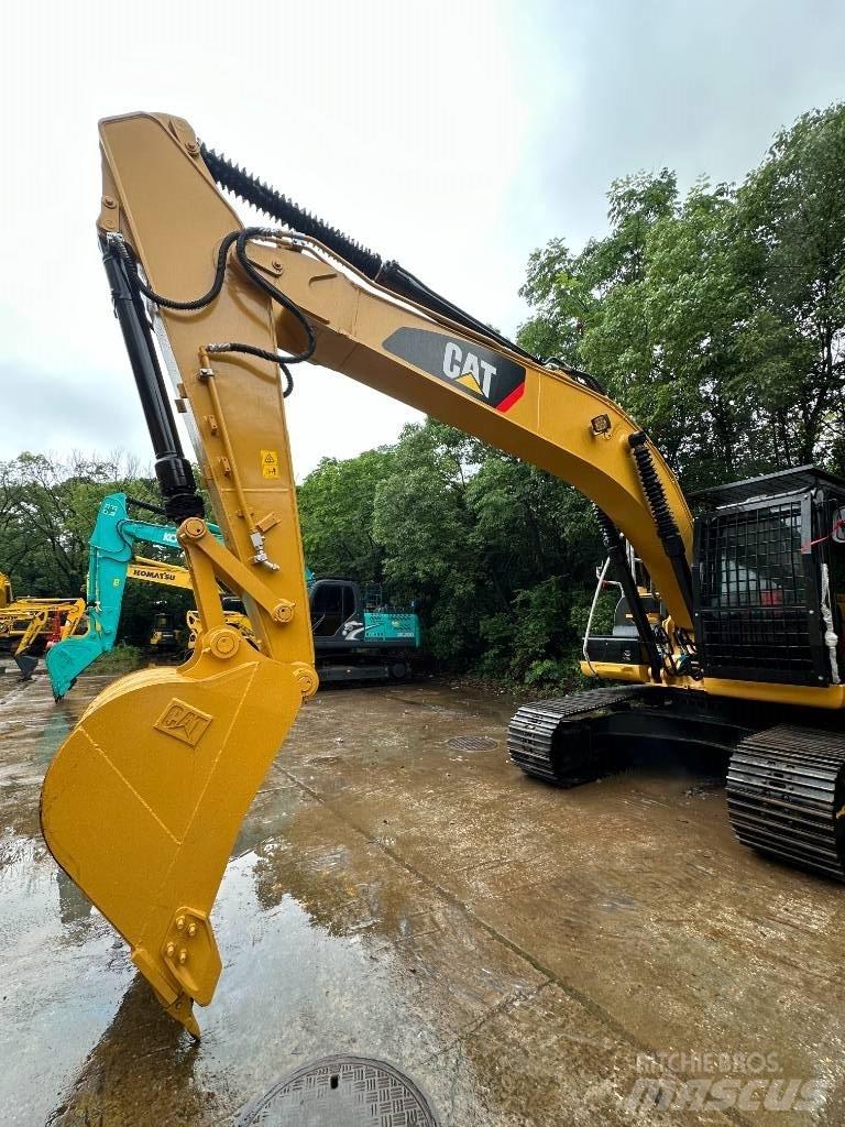 CAT CAT320D Средни екскаватори 7т - 12т