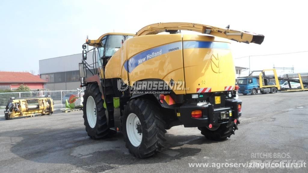 New Holland FR 9060 Самоходни фуражири