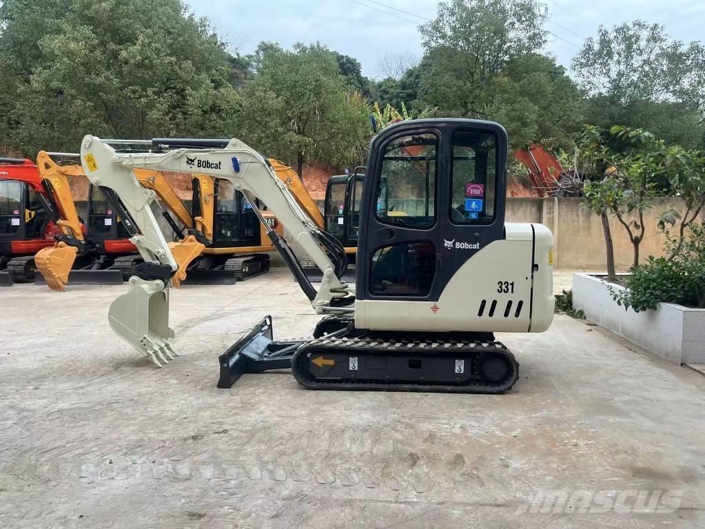 Bobcat 331 Мини екскаватори < 7 т