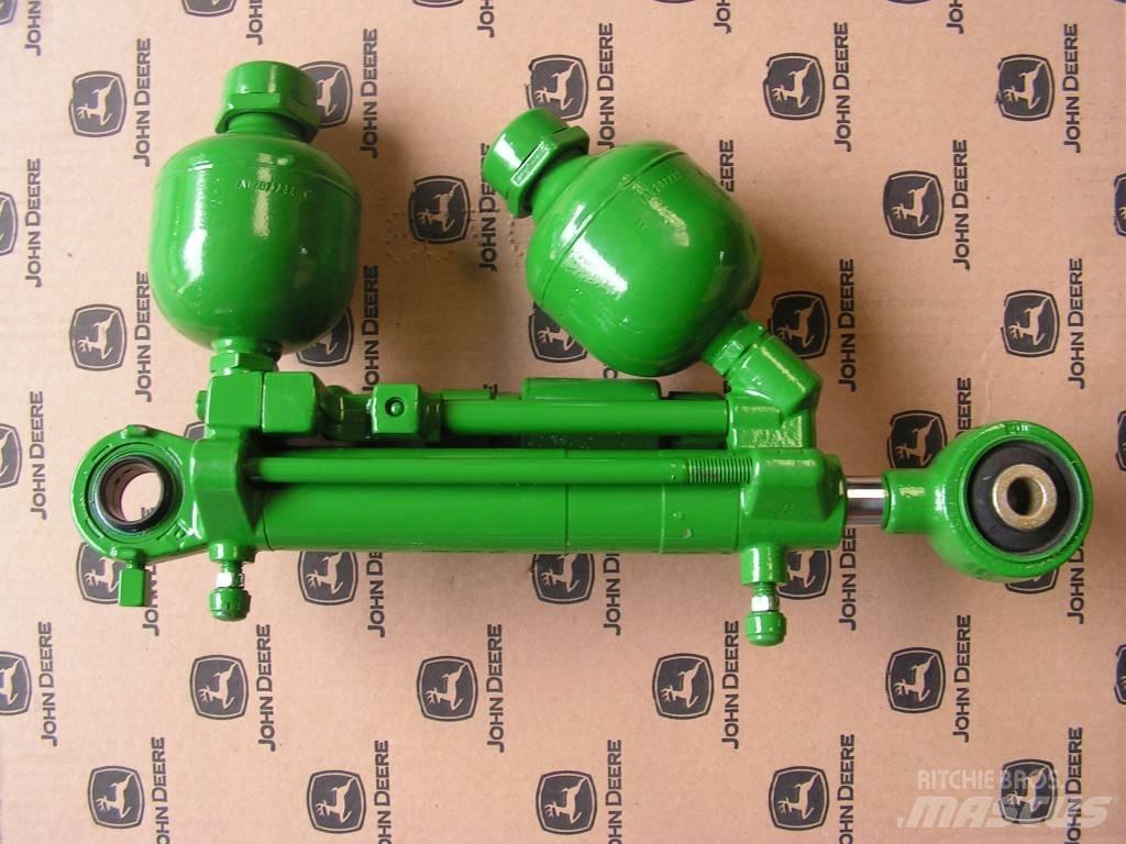 John Deere 6150 R Кабина