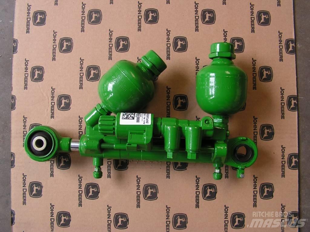 John Deere 6150 R Кабина