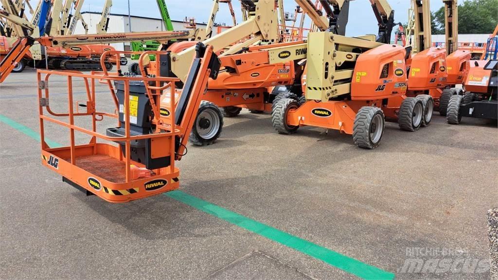 JLG EC520AJ Съчленени стрелови подемници