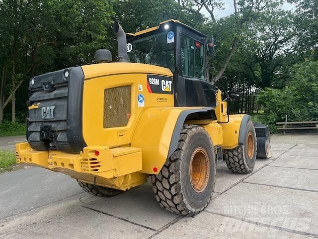 CAT 926 M Колесни товарачи