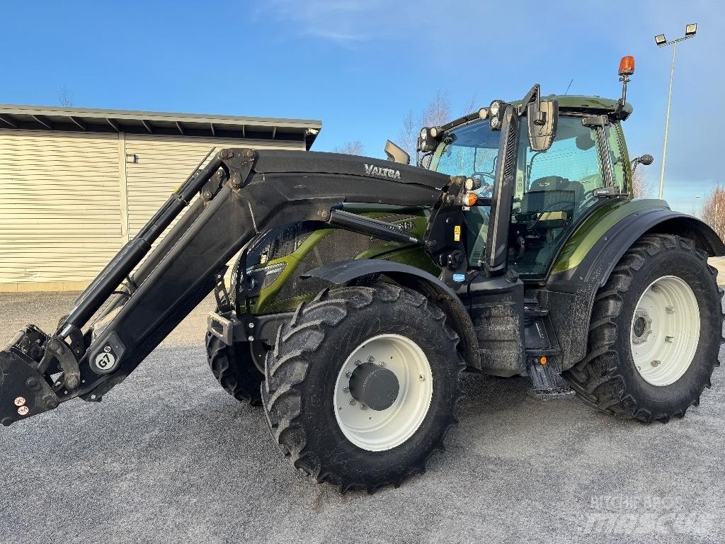 Valtra T174 EA Трактори
