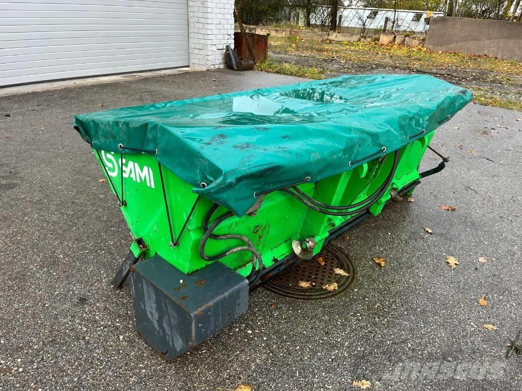 Sami SL 2300 Комунални съоражения