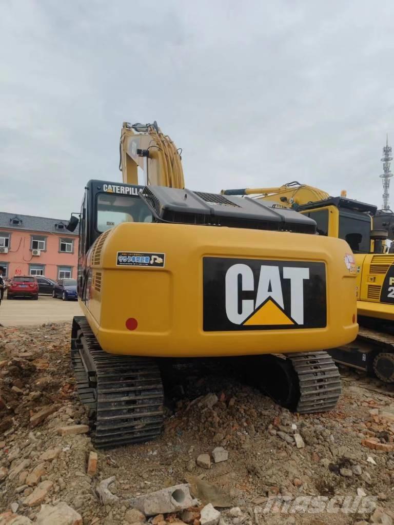 CAT 320 D Верижен екскаватор