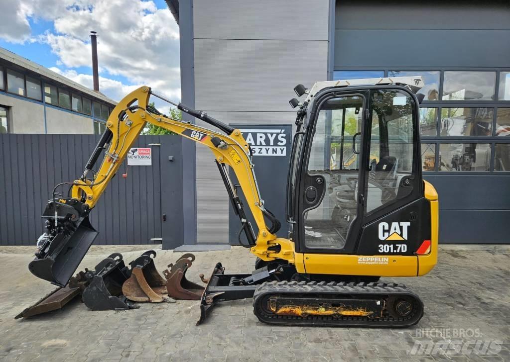 CAT 301.7 D Мини екскаватори < 7 т
