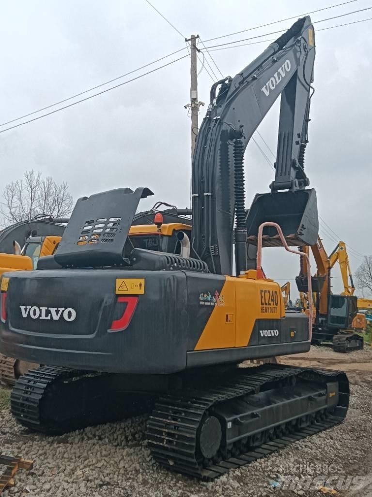 Volvo EC 240 Верижен екскаватор