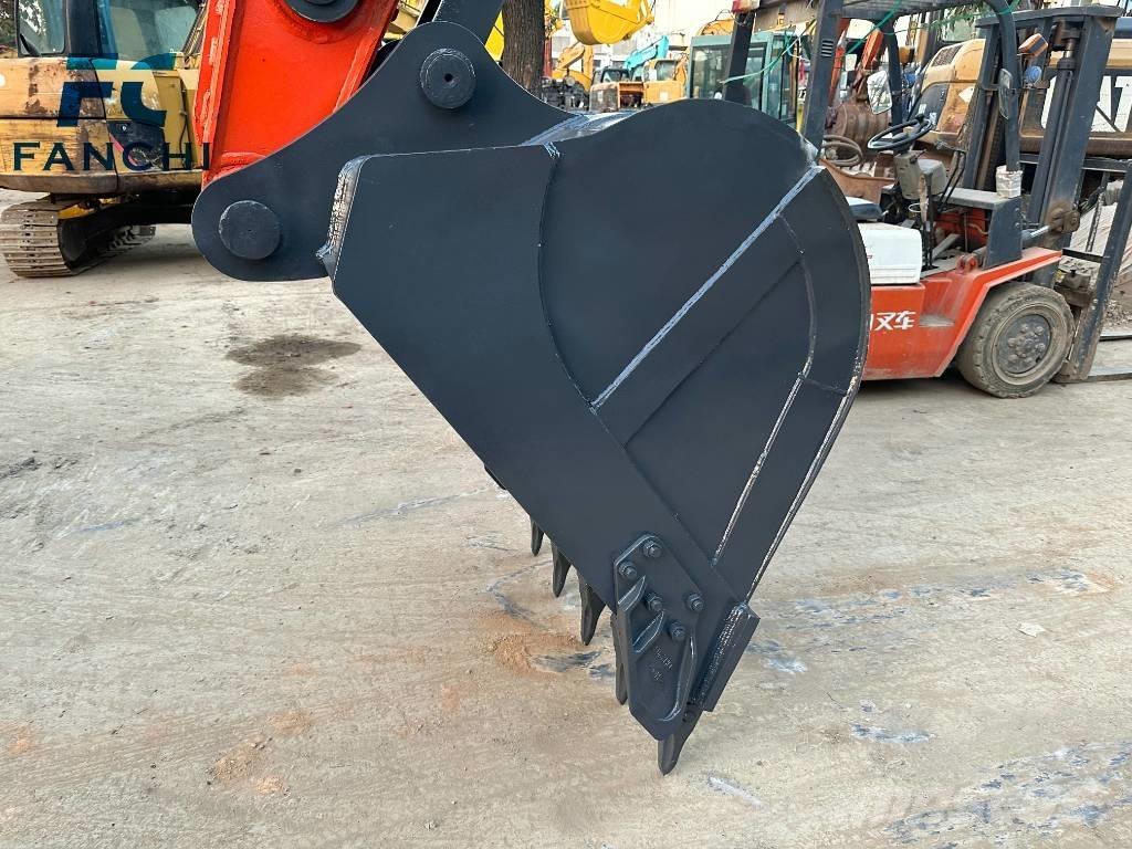 Doosan DX 225 LC Верижен екскаватор